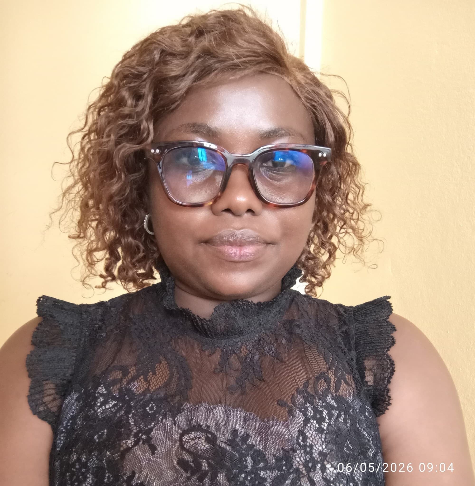 Mme Yollande Nina PEGNI